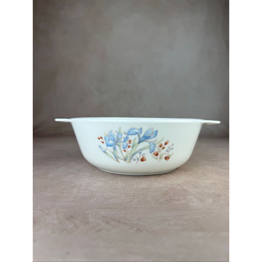 Vintage Pyrex Blue Iris 7 3/4 Round Casserole Dish Bowl Made in England
